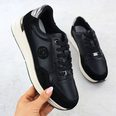 2. Women's black leather shoes Filippo DP7106/25