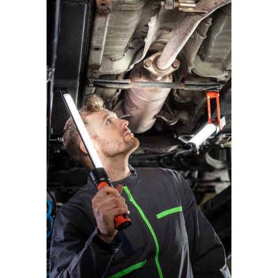 4. NEO tools 99-047 flashlight