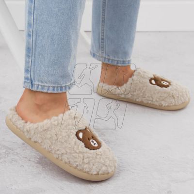 6. Unisoft W 6625 EVE467 Teddy Bear Slippers