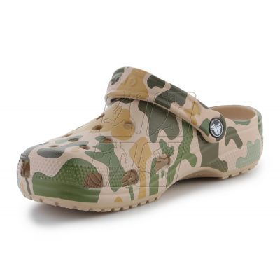 4. Crocs Classic Printed Camo Clog U 206454-2Y6