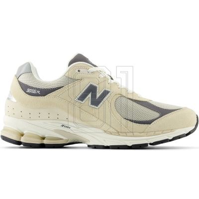 7. New Balance M2002RFA sports shoes