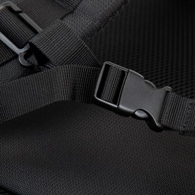 59. Rivacase 8461 43.9 cm (17.3") Backpack Black