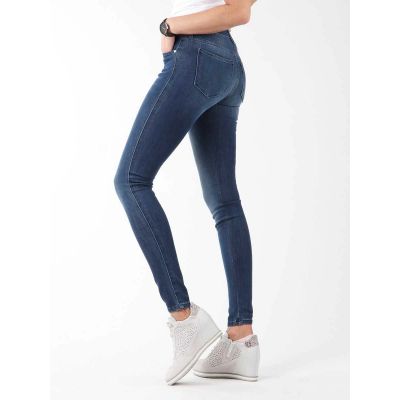 5. Wrangler Natural River W Jeans W29JPV95C