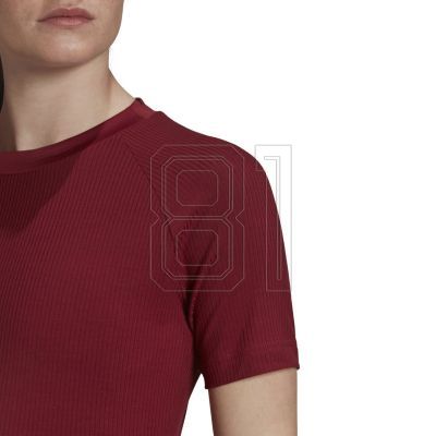 9. T-shirt adidas KARLIE KLOSS TEE W GQ2857