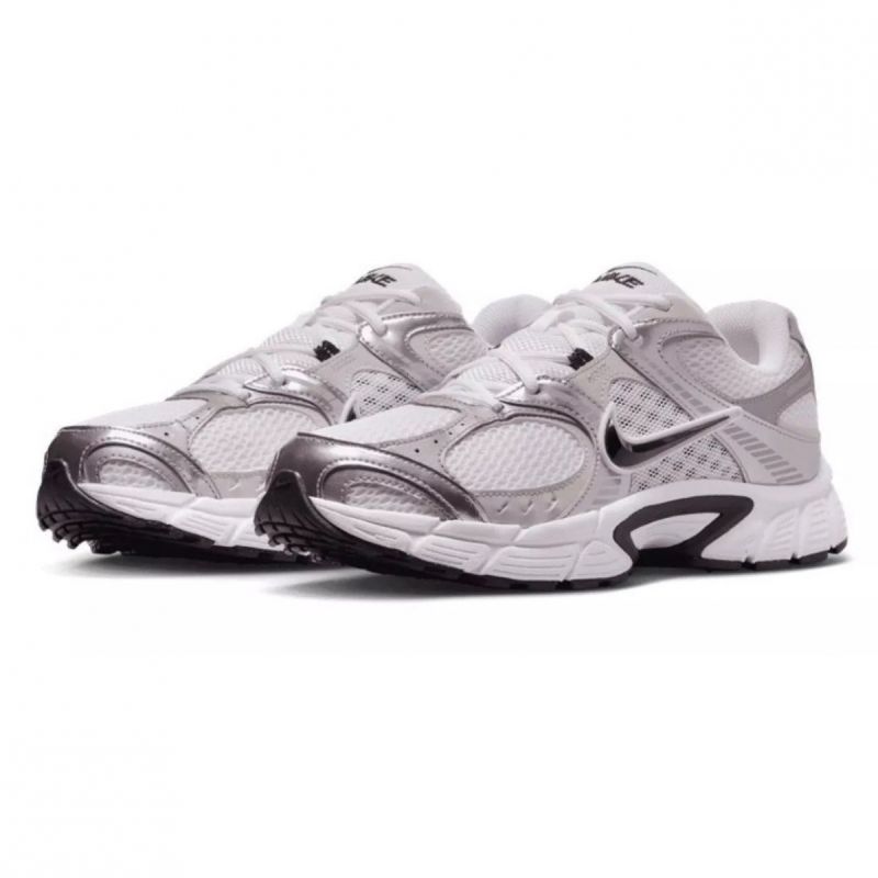 3. Nike Men's Shoes V5 RNR HJ5228-104