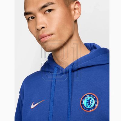 7. Nike Chelsea FC Club M Sweatshirt FQ3002-495