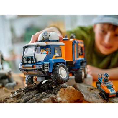 9. LEGO City 60471 Arctic Explorer Lab Truck