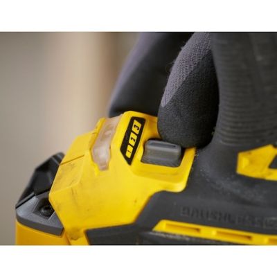 10. Stanley FATMAX SFMCF830B-XJ Powered Screwdriver/Impact Driver 3200 RPM Black, Yellow
