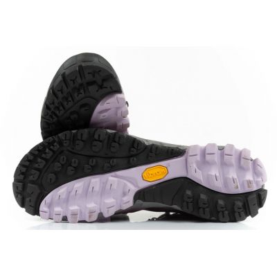 9. Aku Selvatica Mid Gore-tex W 676 592 Boots