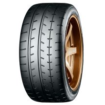 Tire 235/40 R19 96Y Yokohama ADVAN A052 Label: DBB-71 dB