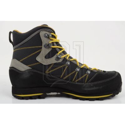 9. Aku Trekker Lite III Gore-tex M 977491 shoes