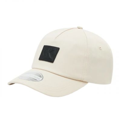 4. Calvin Klein Jeans K60K609805 Cap