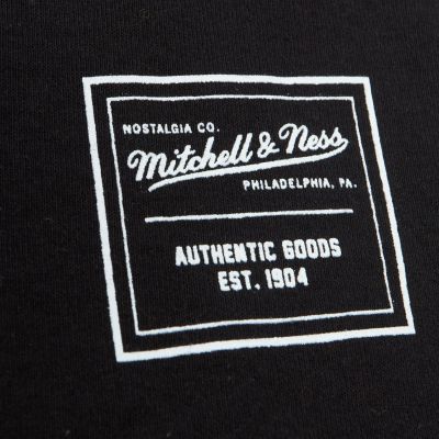 4. Mitchell & Ness Branded T-shirt Phys Ed M BMTR5545-MNNYYPPPBLCK