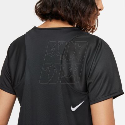 4. Nike Dri-FIT Race W DD5927-010 Tee