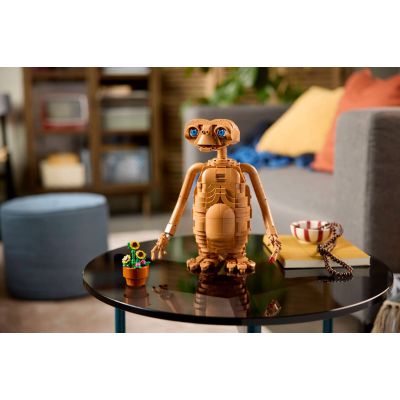 14. LEGO Ideas 21370 - ET the Extra-Terrestrial