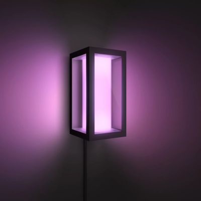 13. Philips Hue Sieninis lauko šviestuvas Impress (Baltas ir spalvotas)