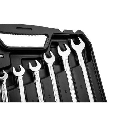 3. NEO tools 10-058 socket/socket set