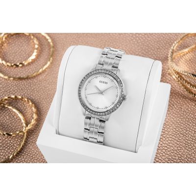 5. Women's Guess Chelsea Watch W1209L1 + BOX