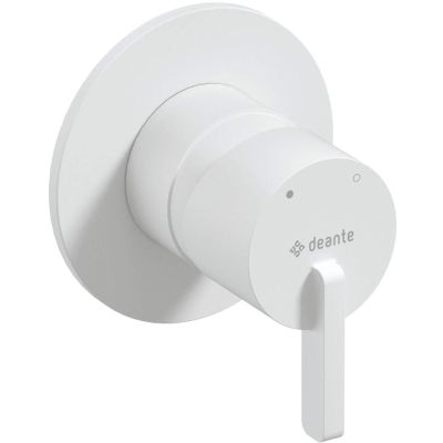 Concealed shower tap without shower diverter