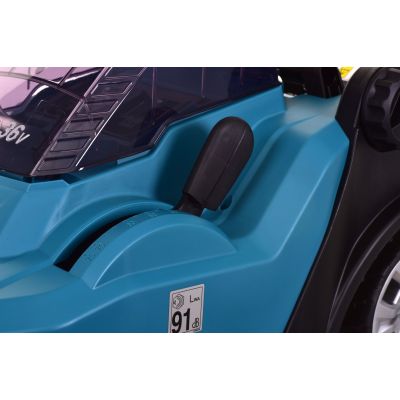 6. MAKITA DLM382Z cordless lawnmower without battery