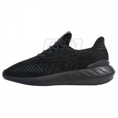 2. adidas Originals Swift Run 22 Decon GY1940 Running Shoes