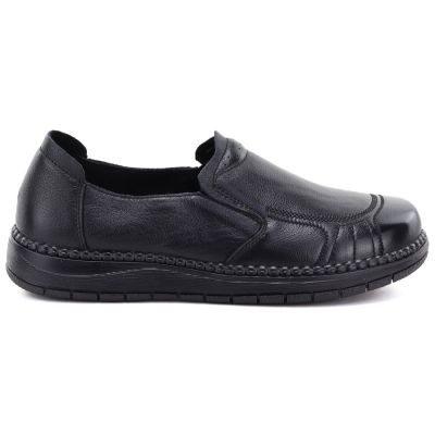 2. Women's comfortable leather slip-on shoes, black, Vinceza 107241
