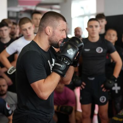 2. MMA Sparring Gloves M - Warrior Black - LegacySeries