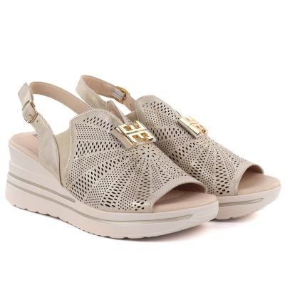 3. Women's leather sandals on a platform, gold wedge M.Daszyński 25144-4