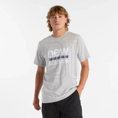 12. New Balance Sport Graphic T-shirt M MT51940AG