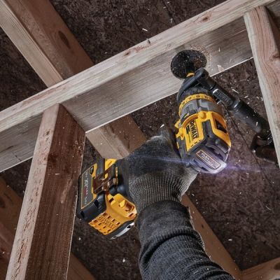 9. 18V DEWALT DCD999NT Cordless Drill/Driver