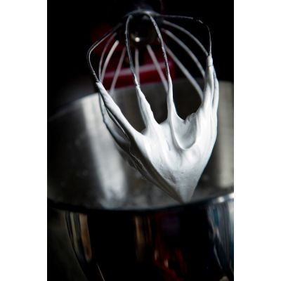 2. KitchenAid Artisan Stand Mixer 5KSM175PSECA (300 W)/4.8 L