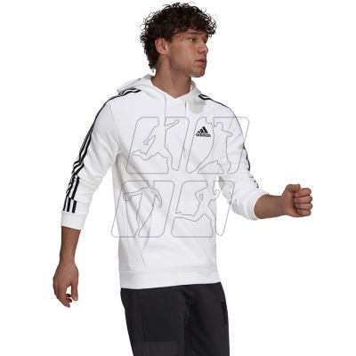 3. Adidas Essentials Fleece 3-Stripes Hoodie M GU2522