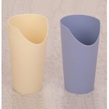 Mug with a cutout