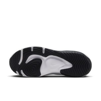 4. Nike Legend Essential 3 Next Nature M DM1120-004 shoes