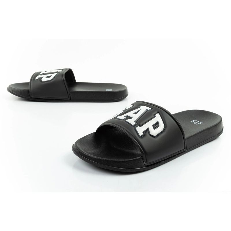 8. Gap men's sneakers Murphy slip-on slippers comfortable lightweight black