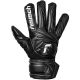 2. Reusch Attrakt Infinity Junior Gloves 56 72 715 7700