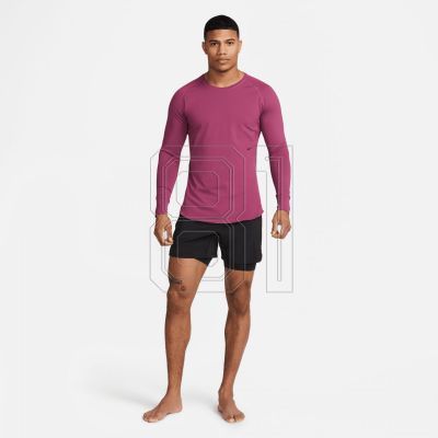 12. T-shirt Nike Dri-FIT Adv APS M DR1899-653