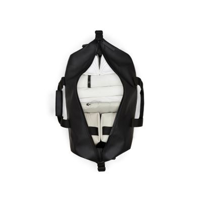 13. Rains Travel Bag 14200 01