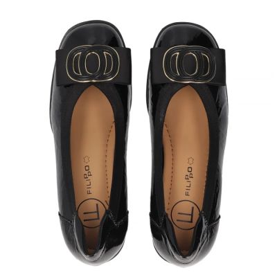 4. Black patent leather pumps on a block heel Filippo DP6960