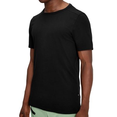 5. On Running On T-shirt – TM 1MD10200553