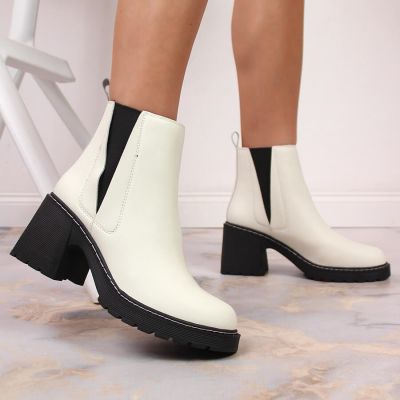 11. Artiker W HBH42 insulated slip-on ankle boots