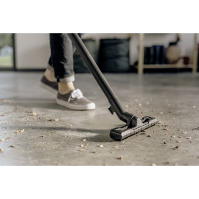 8. Universal vacuum cleaner KARCHER WD 4 S V-20/5/22