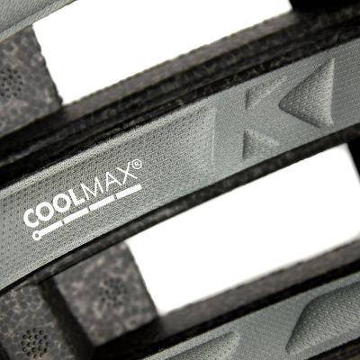 8. KELLYS HELMET OUTRAGE BLACK L/XL