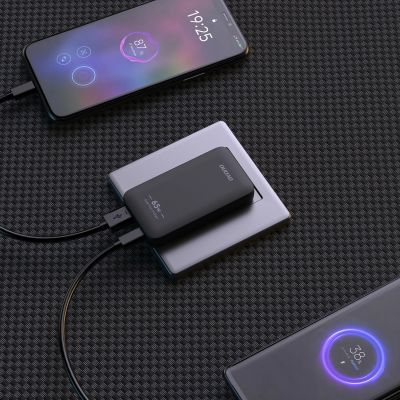 4. Dudao A65Q 65W GaN Travel Wall Charger USB-A / USB-C PD Ultra-Thin EU / US - Black