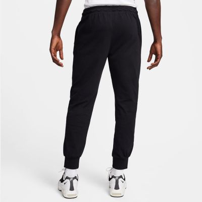 2. Nike Club Fleece Pants FQ4330-010