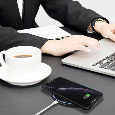 2. Tech-Protect QI15W-C1 inductive charger 15W - black