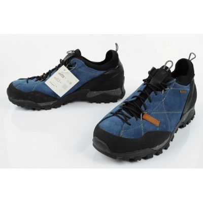 20. Aku Nativa GTX M 628775 trekking shoes
