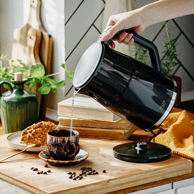 7. ADLER AD 1350 electric kettle