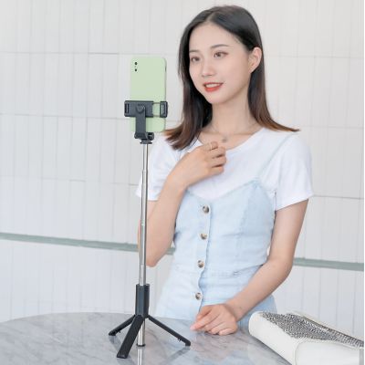 12. Selfie stick WRY1S telescopic tripod 0.7m for phone - black