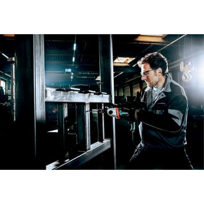 2. Metabo SBEV 1300-2 impact drill 1300W Futuro Top holder metaBOX 145 L 600785500